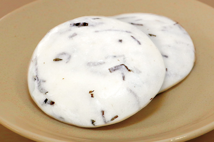 昆布もち(えぶち菓子舗)